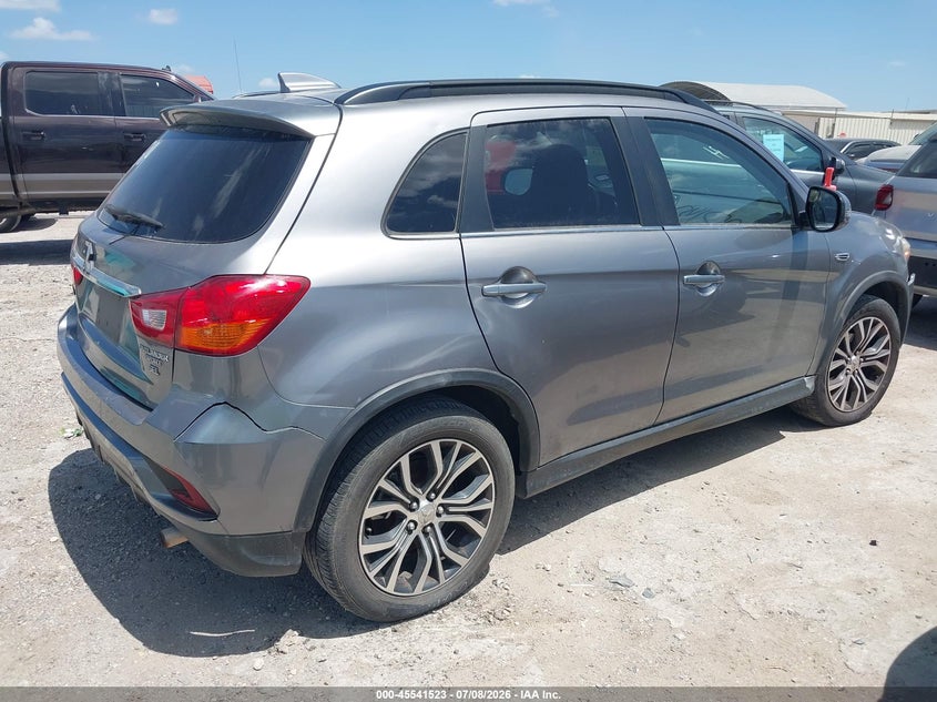 AtlanticExpress - Mitsubishi Outlander Sport