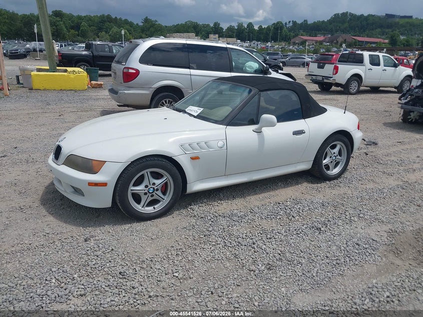 1997 BMW Z3, Неизвестно, IAAI, VIN 4USCH7320VLE05306 — фото 2