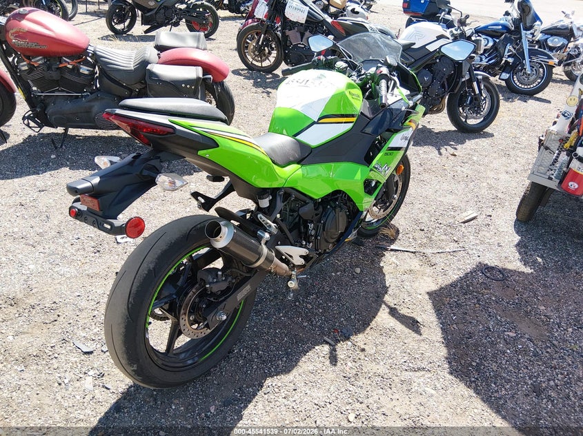 2025 KAWASAKI EX500 auction photo 4