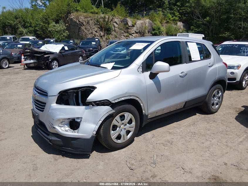 2016 CHEVROLET TRAX auction photo 2