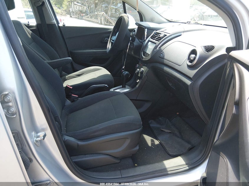 2016 CHEVROLET TRAX auction photo 5