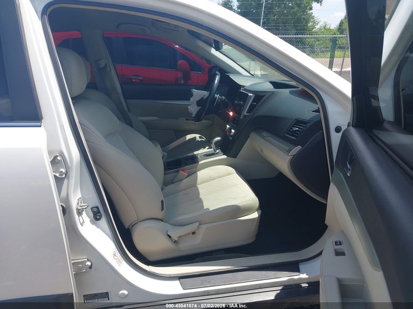 2011 SUBARU OUTBACK auction photo 5