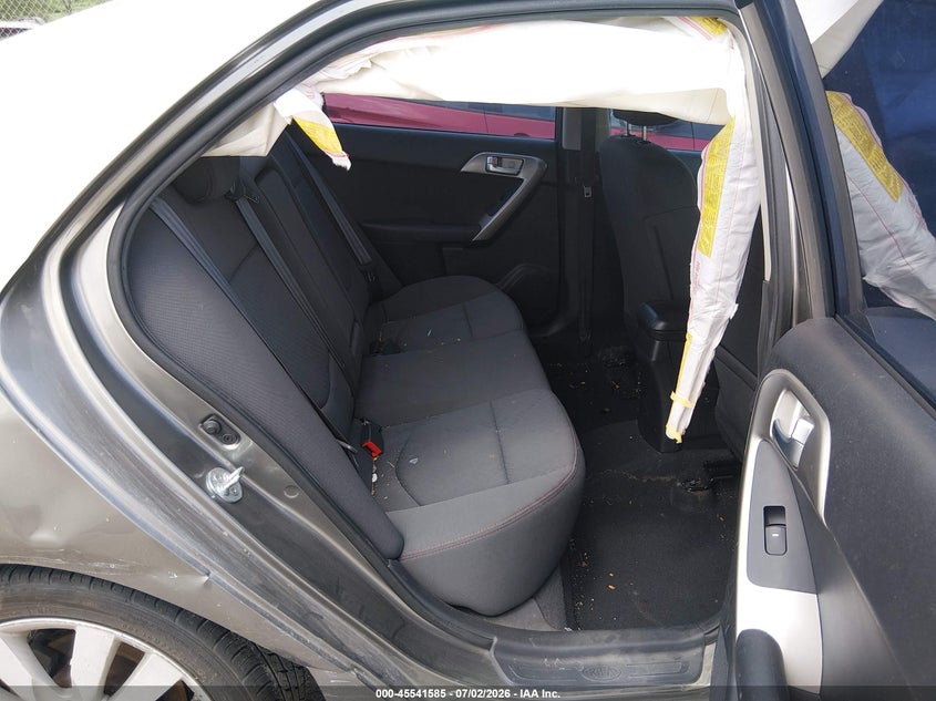 2010 KIA FORTE SEDAN 2.4L I-4 DOHC, VVT, 173HP