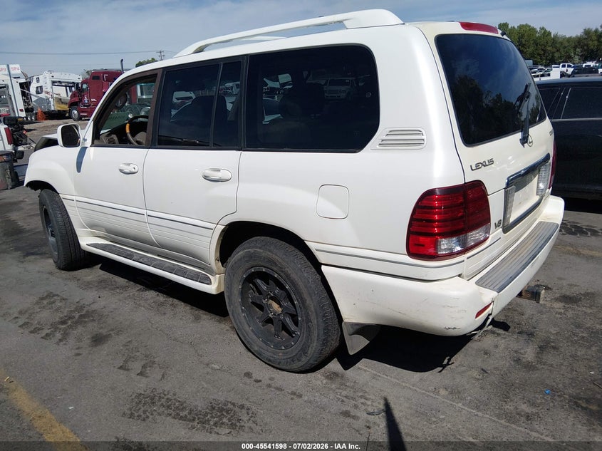2006 LEXUS LX 470 auction photo 3