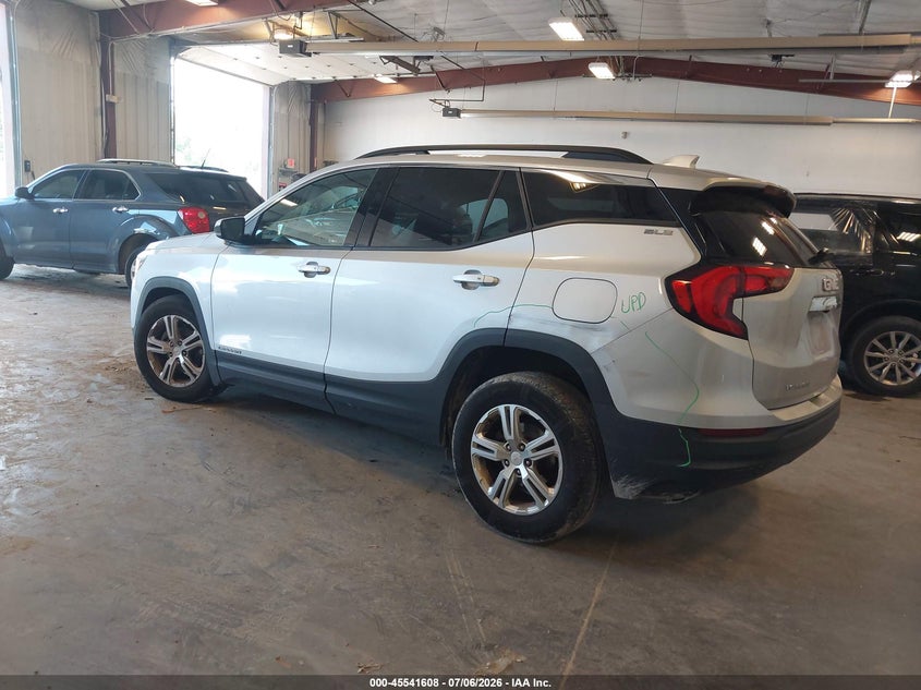 2018 GMC TERRAIN auction photo 3