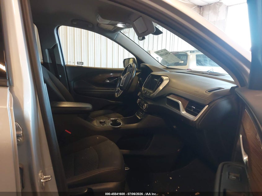 2018 GMC TERRAIN auction photo 5