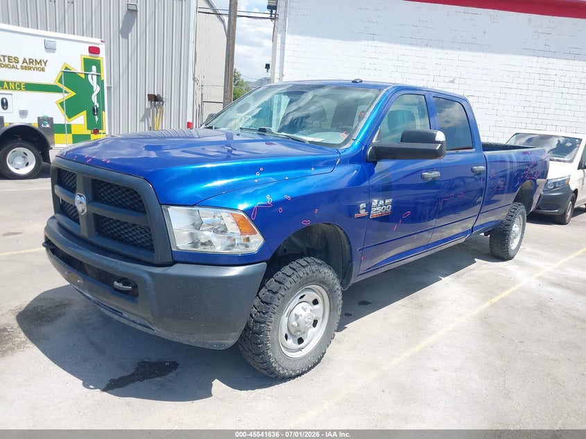 2016 RAM 2500, Left & Right Side, IAAI, VIN 3C6UR5HLXGG317008 — photo 2