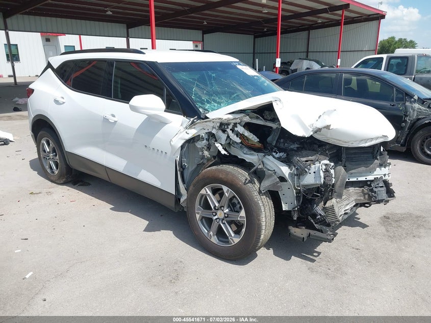 2023 CHEVROLET BLAZER auction photo 1