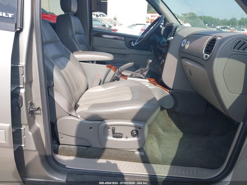 2003 GMC ENVOY auction photo 5