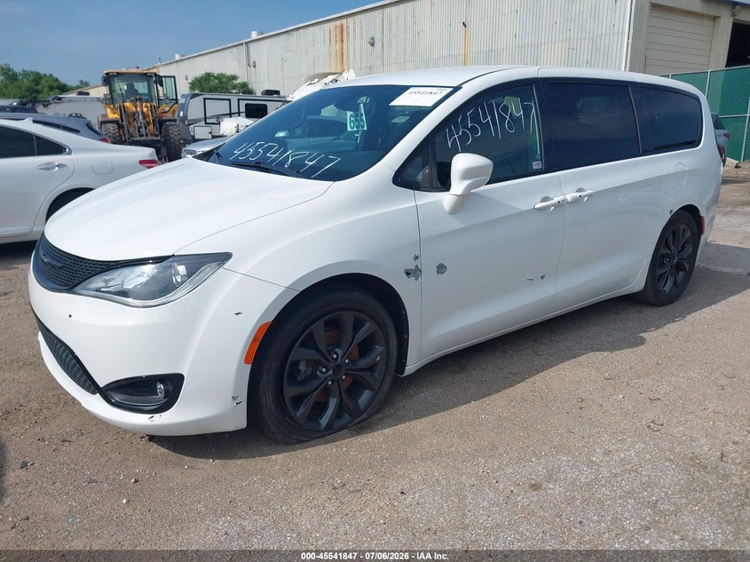 Vin: 2c4rc1fg4lr278757, lot: 46040116, chrysler pacifica touring 20202