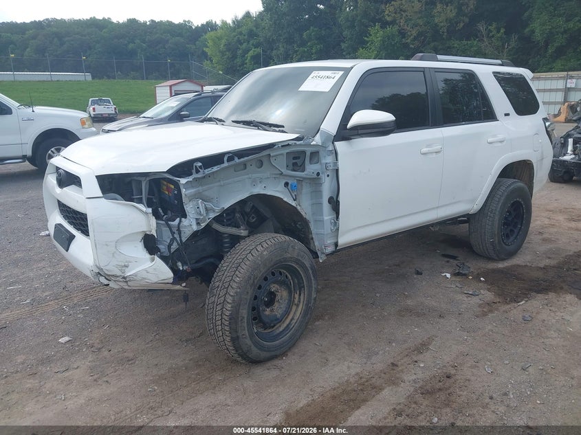 2019 TOYOTA 4RUNNER auction photo 2