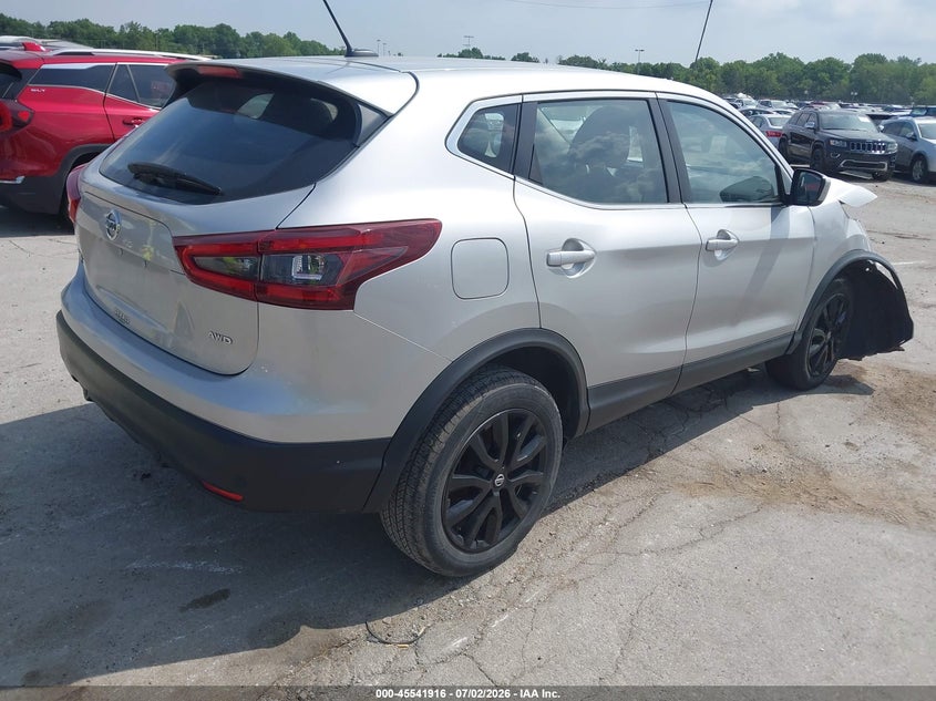 2021 NISSAN ROGUE SPORT auction photo 4