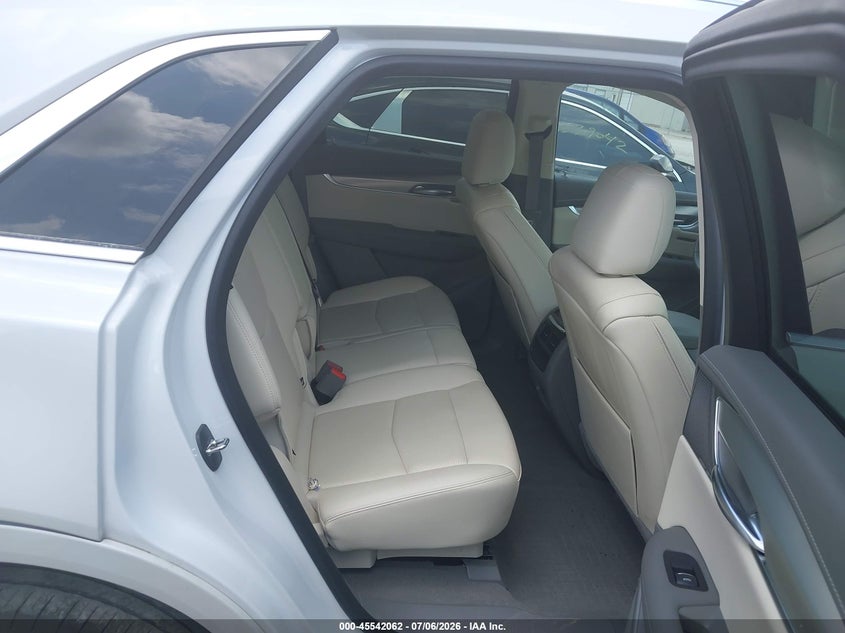 2023 CADILLAC XT5 auction photo 8