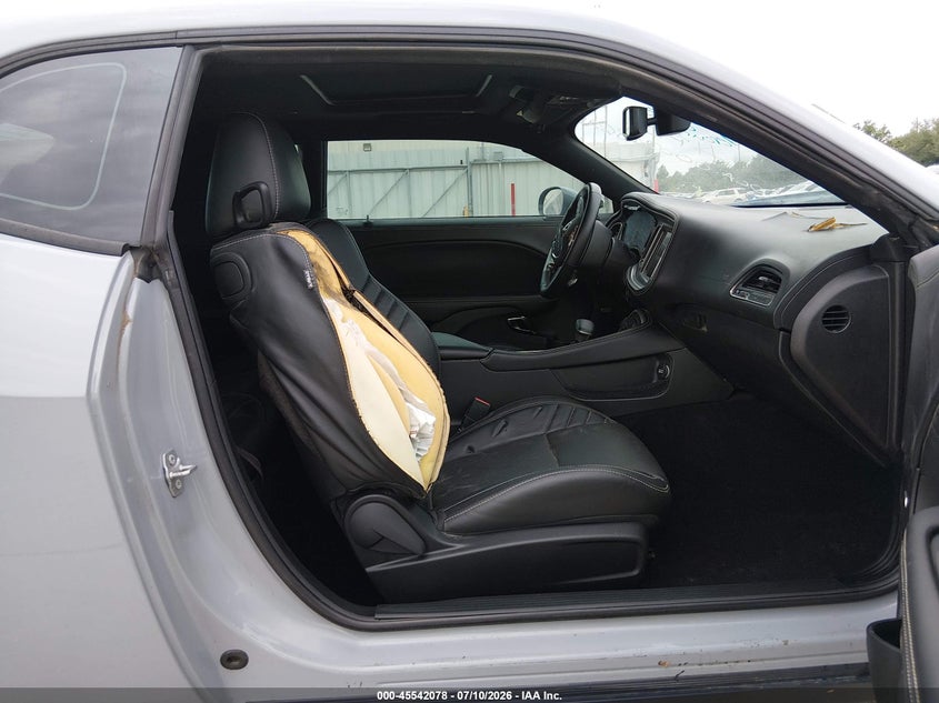 2022 DODGE CHALLENGER auction photo 5
