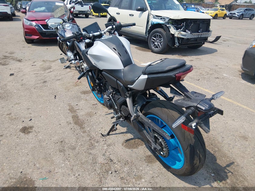 2026 YAMAHA MTN690 auction photo 3