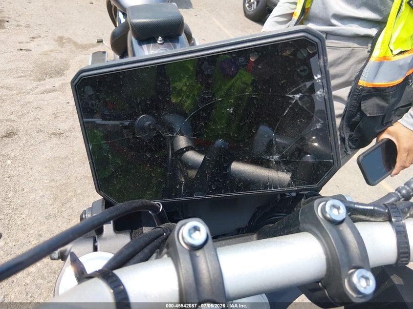 2026 YAMAHA MTN690 auction photo 7