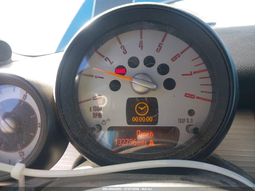 2014 MINI CONVERTIBLE auction photo 7
