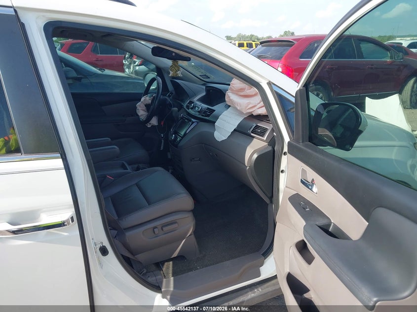 2015 HONDA ODYSSEY auction photo 5
