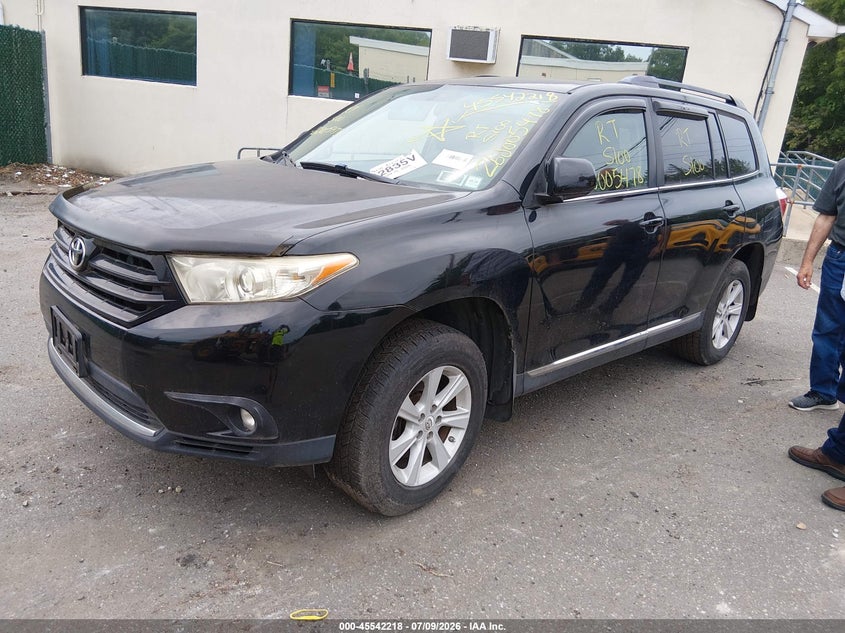 Vin: 5tdzk3eh9cs063178, lot: 46040487, toyota highlander base v6 20122