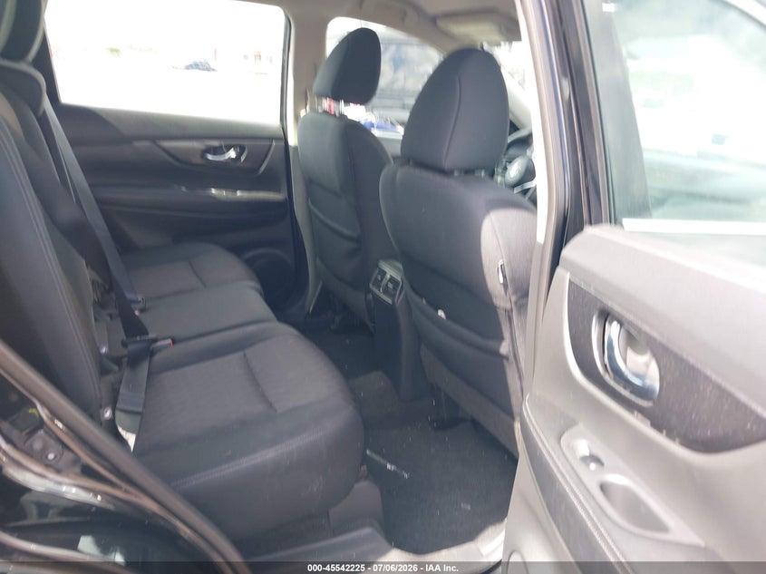 AtlanticExpress - Nissan Rogue Sport