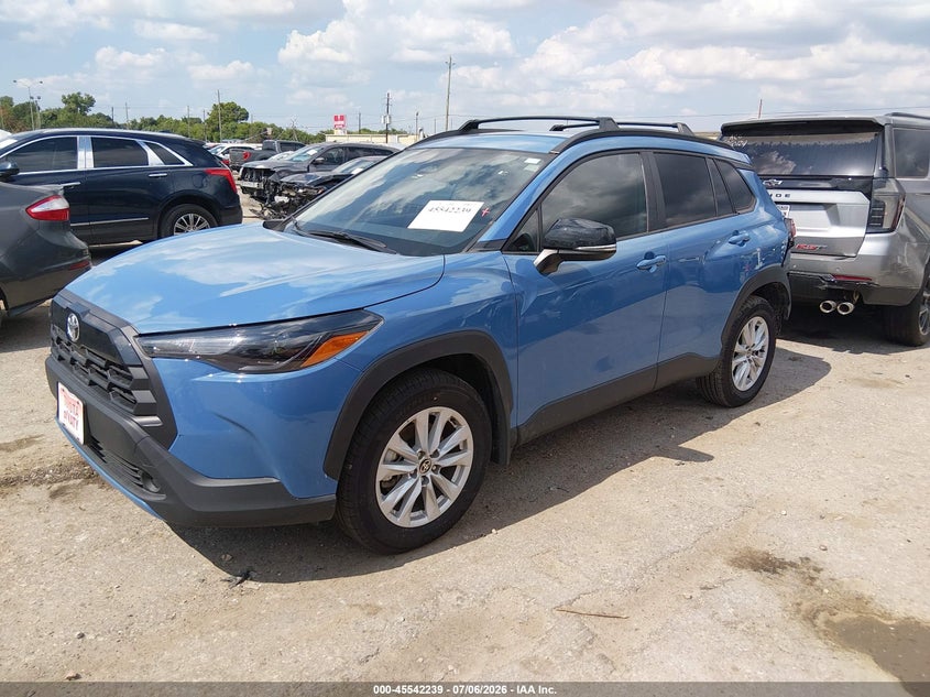 2026 TOYOTA COROLLA CROSS auction photo 2