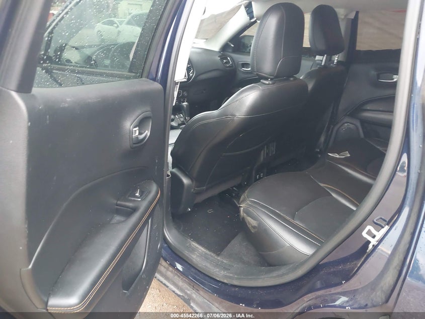 2019 JEEP COMPASS auction photo 8