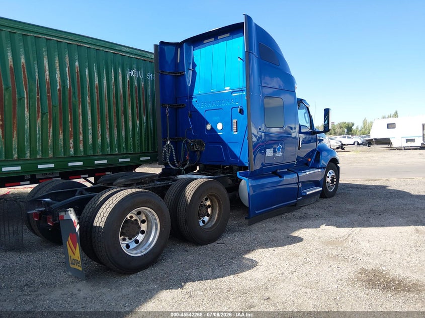 2020 INTERNATIONAL LT auction photo 4