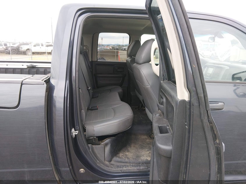2019 Ram 1500 Classic Tradesman 4X4 6'4 Box VIN: 1C6RR7FGXKS658644 Lot: 45542301