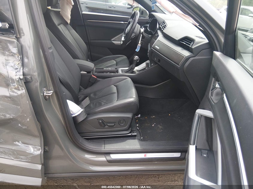 AUDI Q3 2022 VIN WA1EECF34N1134645