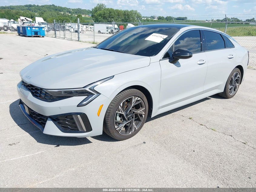 2025 KIA K5 auction photo 2