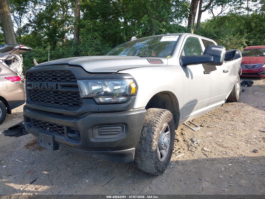 Vin: 3c6ur5hj2pg652701, lot: 46040660, ram 2500 tradesman  4x4 8' box 20232