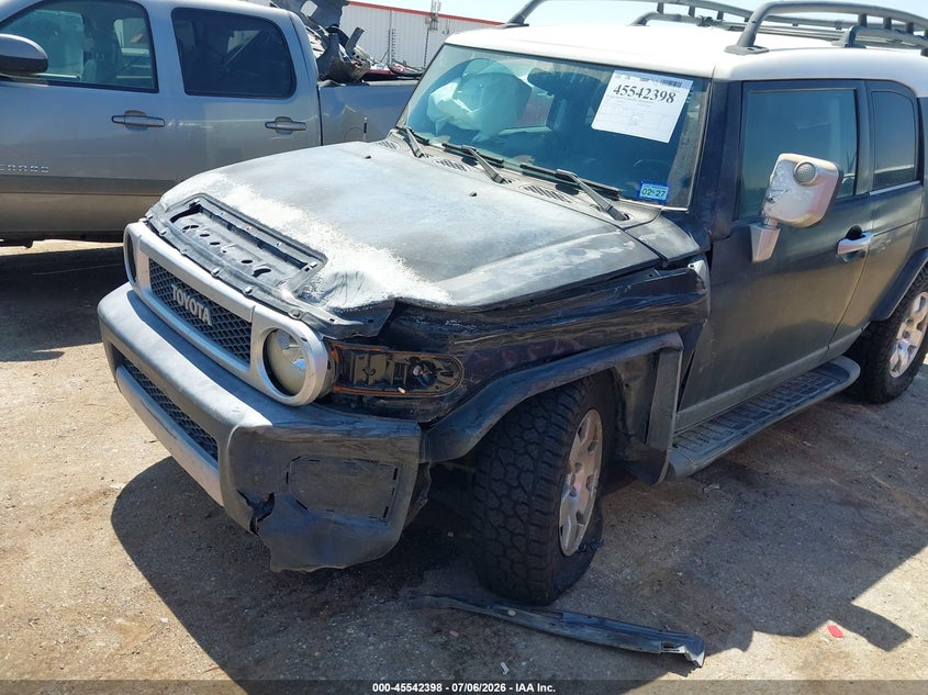 2007 Toyota Fj Cruiser VIN: JTEZU11F270006215 Lot: 45542398