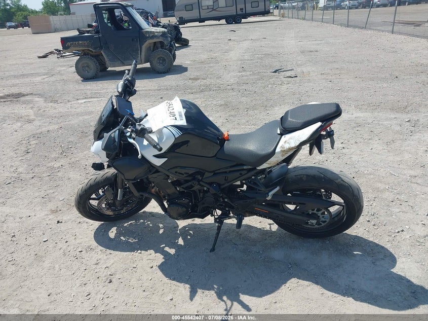 2026 Kawasaki Zr900 S VIN: ML5ZRDS17TDA10027 Lot: 45542407