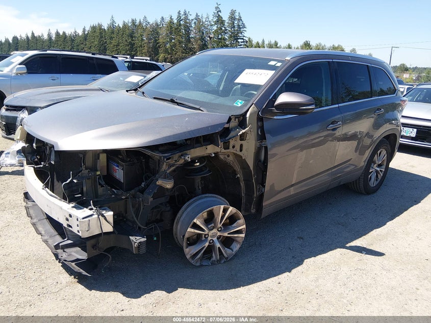 2015 Toyota Highlander, Удар спереди, IAAI, VIN 5TDKKRFH8FS087530 — фото 2