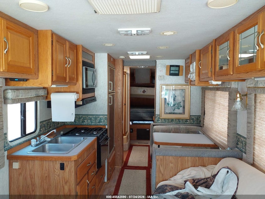 1998 SPARTAN MOTORS SHUTTLE BUS auction photo 8
