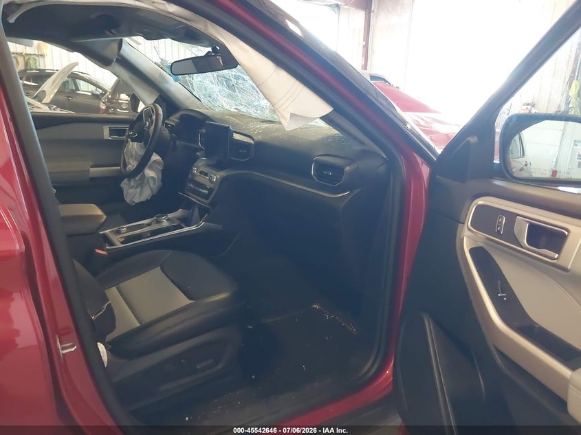 2024 FORD EXPLORER auction photo 5