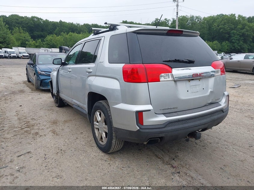 2016 GMC TERRAIN auction photo 3