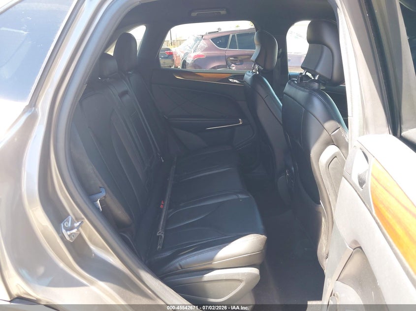 2017 Lincoln Mkc Select VIN: 5LMCJ2C90HUL08864 Lot: 45542671