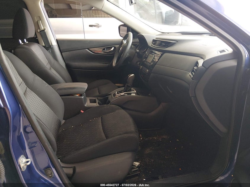 2017 NISSAN ROGUE auction photo 5