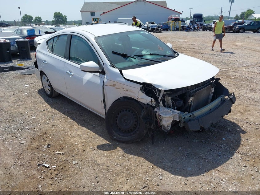 2019 NISSAN VERSA 1.6 SV