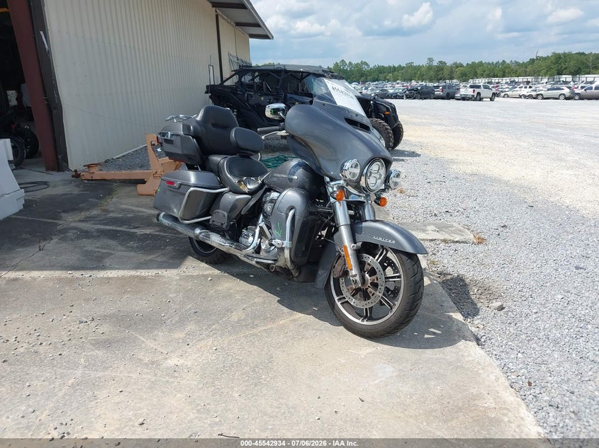 2022 Harley-davidson Flhtk