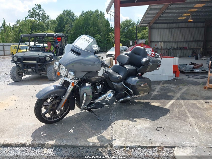 2022 HARLEY-DAVIDSON FLHTK auction photo 2