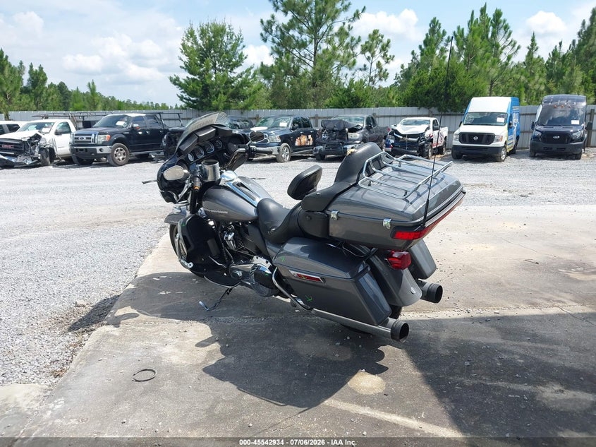 2022 HARLEY-DAVIDSON FLHTK auction photo 3