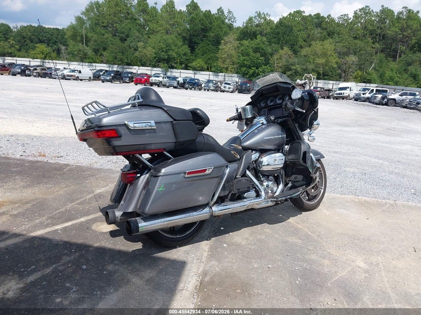 2022 HARLEY-DAVIDSON FLHTK auction photo 4