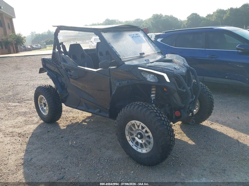 2022 Can-am Maverick Sport