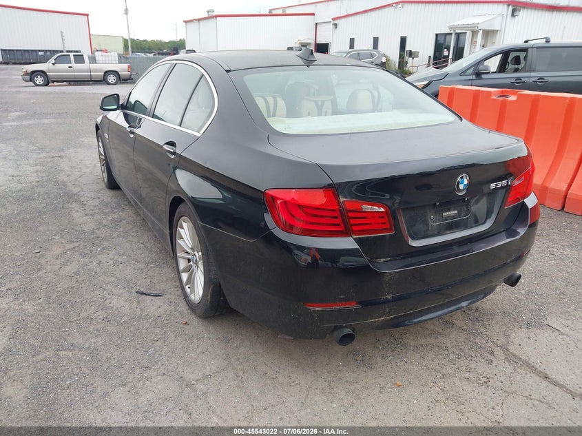 2011 BMW 535I auction photo 3