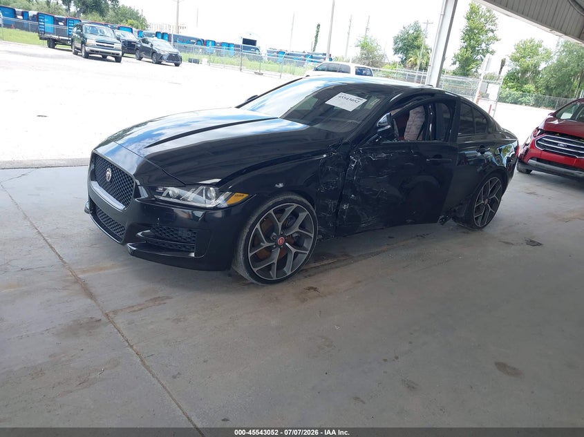 2017 Jaguar XE, Левый бок, IAAI, VIN SAJAF4BV7HA958739 — фото 2