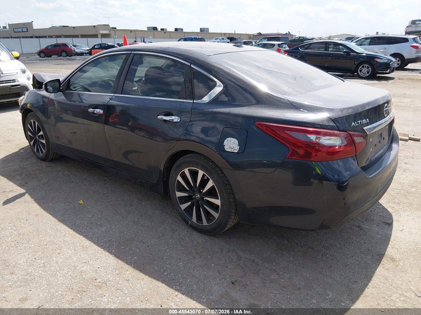 2018 NISSAN ALTIMA auction photo 3
