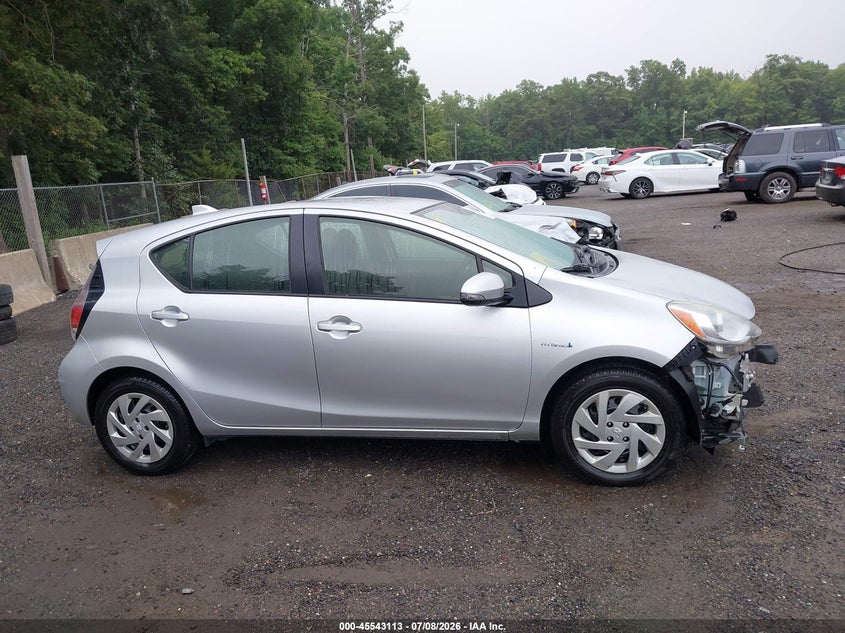 2015 Toyota Prius C Four/One/Three/Two VIN: JTDKDTB32F1577959 Lot: 45543113