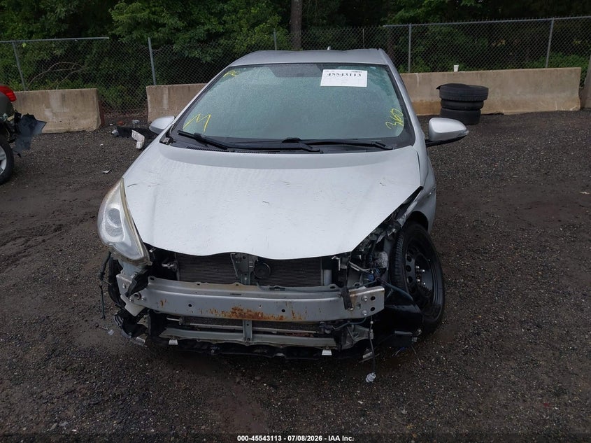 2015 Toyota Prius C Four/One/Three/Two VIN: JTDKDTB32F1577959 Lot: 45543113